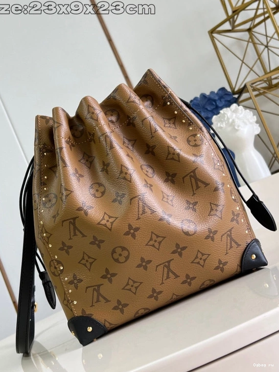 Louis Vuitton Trunk PM Noé 0727